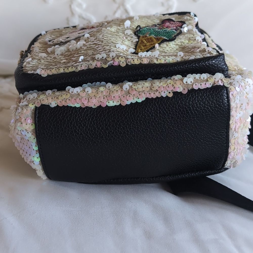 Hello Kitty Small Pink Sequin Backpack 🩷 - Picture 8 of 14